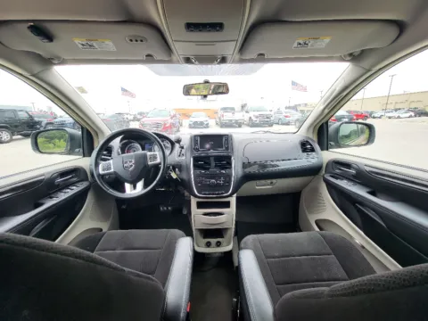Photos of 2012 Dodge Grand Caravan Crew for sale in Terre Haute, IN at Dorsett Nissan