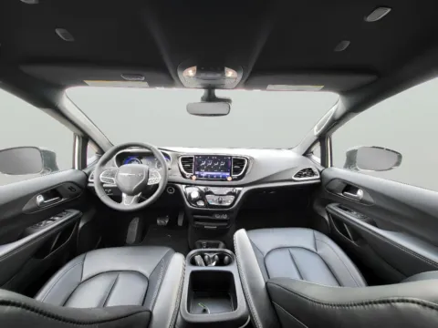 Photos of 2025 Chrysler Pacifica Select for sale in Terre Haute, IN at Dorsett Nissan