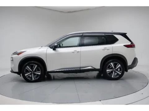 Photos of 2021 Nissan Rogue SL for sale in Terre Haute, IN at Dorsett Nissan