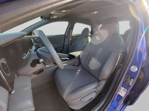 Another view of 2024 Hyundai Elantra SEL for sale in Terre Haute, IN at Dorsett Nissan