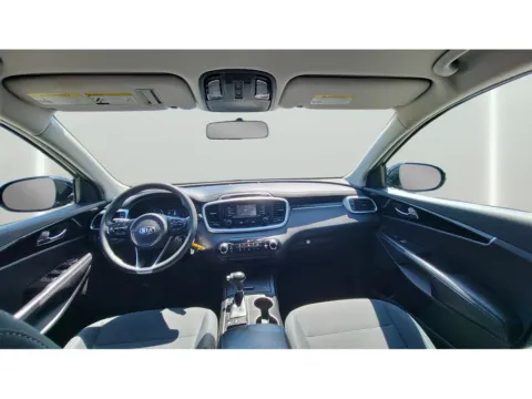 Photos of 2017 Kia Sorento LX for sale in Terre Haute, IN at Dorsett Nissan