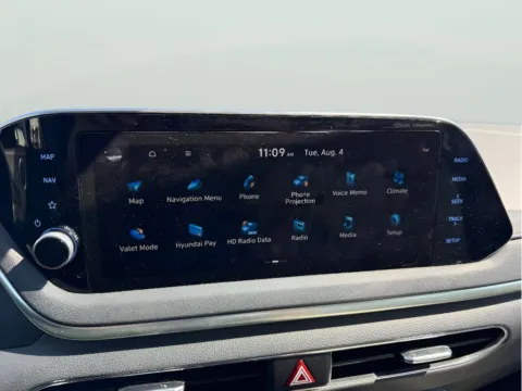 Another view of 2023 Hyundai Sonata SEL for sale in Terre Haute, IN at Dorsett Nissan