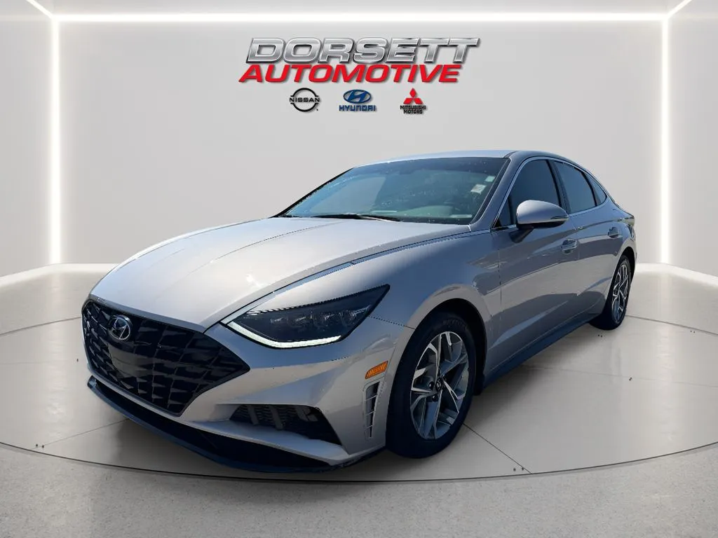 Silver 2023 Hyundai Sonata SEL for sale in Terre Haute, IN