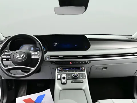 Photos of 2024 Hyundai Palisade SEL for sale in Terre Haute, IN at Dorsett Nissan