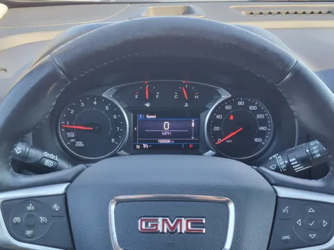 More photos of 2020 GMC Terrain SLE at Dorsett Nissan, IN