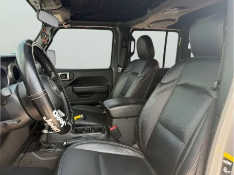 More photos of 2022 Jeep Wrangler Unlimited Sport at Dorsett Nissan, IN