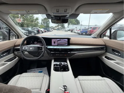 Photos of 2026 Nissan Murano Platinum for sale in Terre Haute, IN at Dorsett Nissan