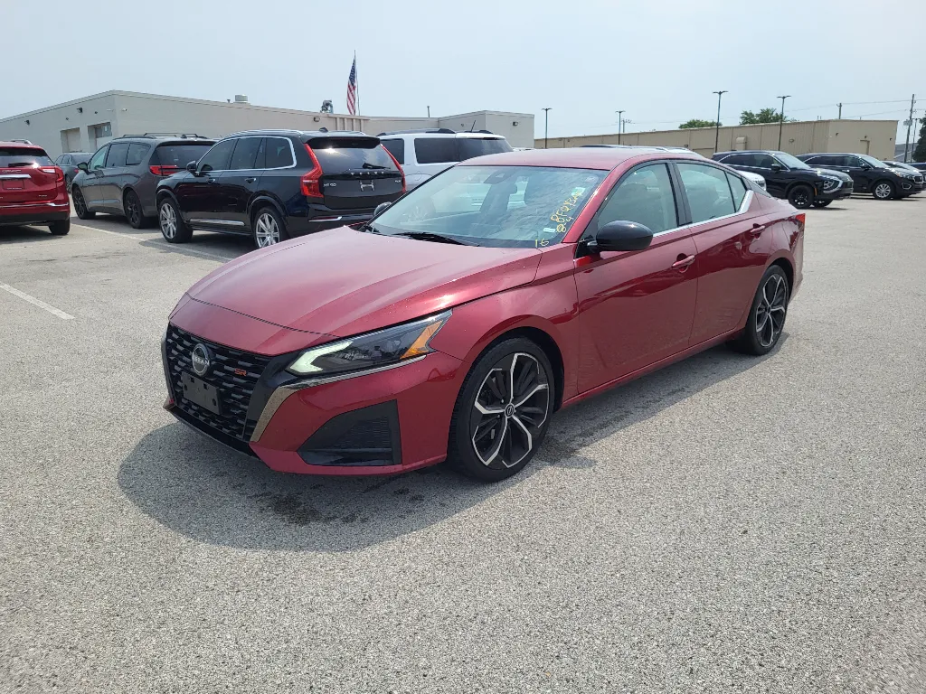 2024 Nissan Altima 2.5 SR