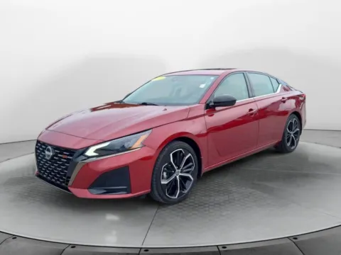 Red 2025 Nissan Altima SR for sale in Terre Haute, IN