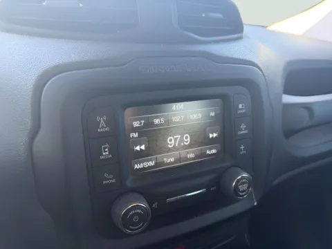 More photos of 2017 Jeep Renegade Latitude at Dorsett Nissan, IN