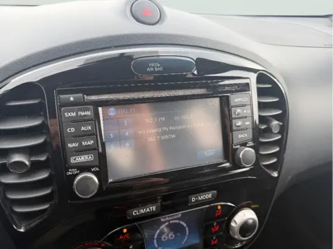 More photos of 2015 Nissan Juke SL at Dorsett Nissan, IN