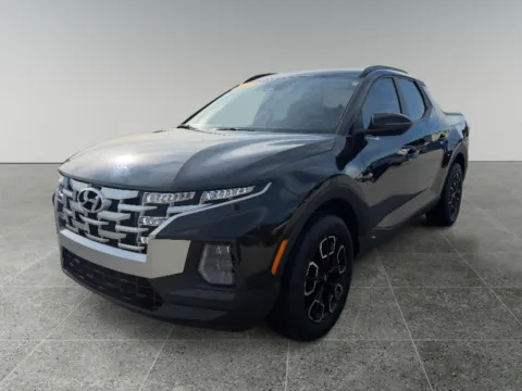 Black 2022 Hyundai Santa Cruz SEL Premium for sale in Terre Haute, IN
