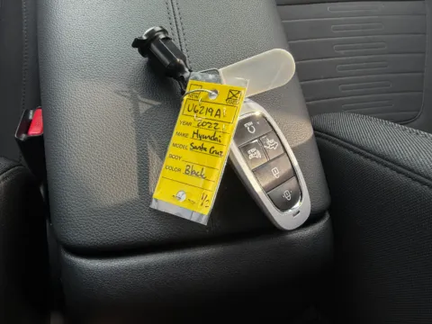Photos of 2022 Hyundai Santa Cruz SEL Premium for sale in Terre Haute, IN at Dorsett Nissan