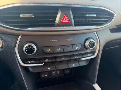 More photos of 2019 Hyundai Santa Fe SEL at Dorsett Nissan, IN