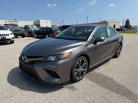 Gray 2019 Toyota Camry SE for sale in Terre Haute, IN