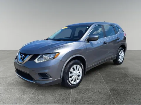 Gray 2016 Nissan Rogue S for sale in Terre Haute, IN