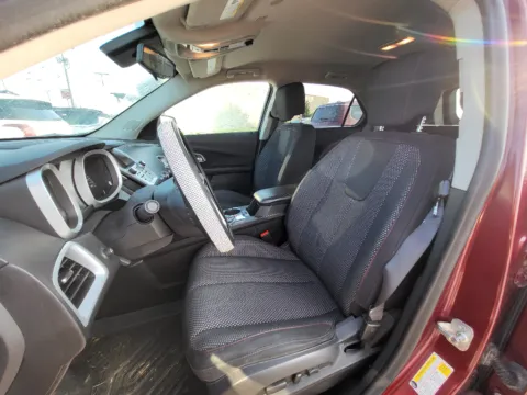 More photos of 2017 Chevrolet Equinox LT at Dorsett Nissan, IN