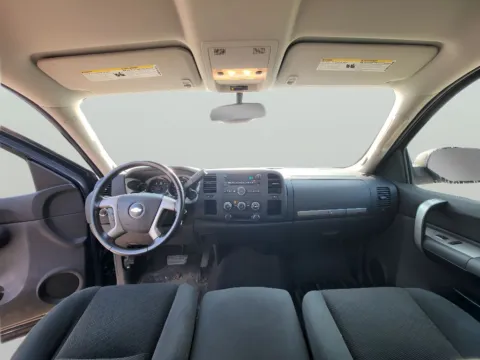 Photos of 2007 Chevrolet Silverado 1500 LT w/1LT for sale in Terre Haute, IN at Dorsett Nissan