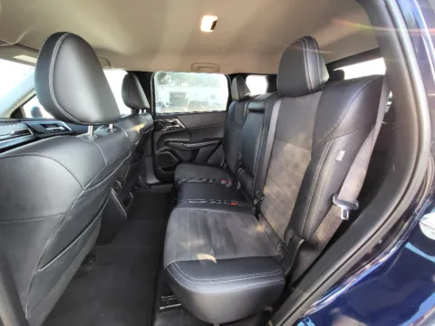 More photos of 2024 Mitsubishi Outlander SE at Dorsett Nissan, IN