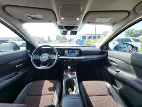 Photos of 2025 Nissan Kicks SR for sale in Terre Haute, IN at Dorsett Nissan