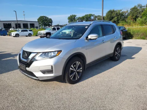 Silver 2020 Nissan Rogue SV for sale in Terre Haute, IN