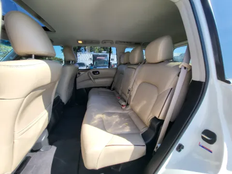 More photos of 2017 Nissan Armada SL at Dorsett Nissan, IN