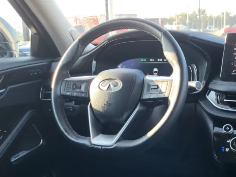 More photos of 2024 INFINITI QX60 SENSORY at Dorsett Nissan, IN