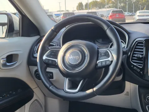 More photos of 2019 Jeep Compass Limited at Dorsett Nissan, IN