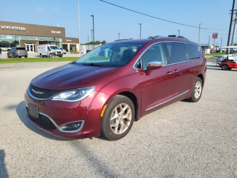 Red 2020 Chrysler Pacifica Limited for sale in Terre Haute, IN