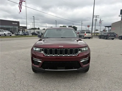 Photos of 2022 Jeep Grand Cherokee Limited for sale in Terre Haute, IN at Dorsett Nissan