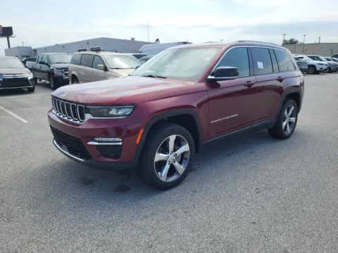 Red 2022 Jeep Grand Cherokee Limited for sale in Terre Haute, IN