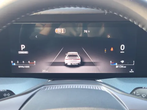 More photos of 2027 Nissan Murano Platinum at Dorsett Nissan, IN
