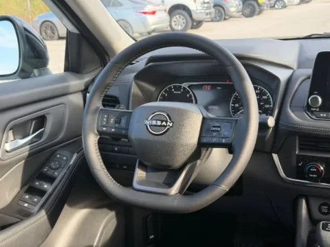 More photos of 2026 Nissan Rogue Dark Armor at Dorsett Nissan, IN