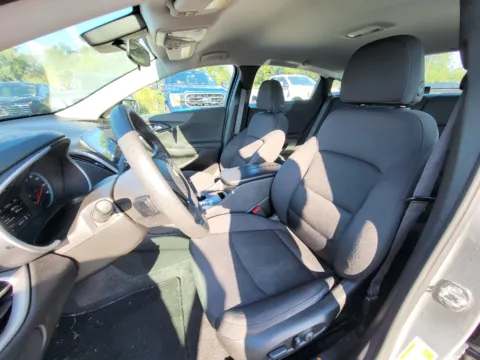 More photos of 2024 Chevrolet Malibu LT at Dorsett Nissan, IN