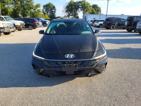 Photos of 2024 Hyundai Elantra Limited for sale in Terre Haute, IN at Dorsett Nissan