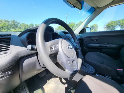Photos of 2013 Kia Soul for sale in Terre Haute, IN at Dorsett Nissan