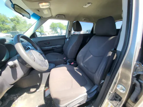 More photos of 2013 Kia Soul at Dorsett Nissan, IN
