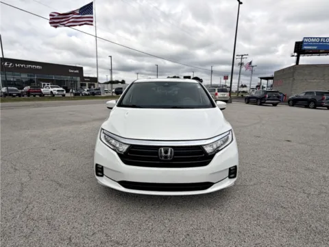 Photos of 2022 Honda Odyssey EX-L for sale in Terre Haute, IN at Dorsett Nissan