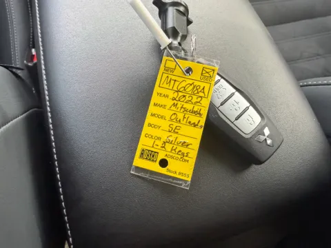 Photos of 2022 Mitsubishi Outlander SE for sale in Terre Haute, IN at Dorsett Nissan