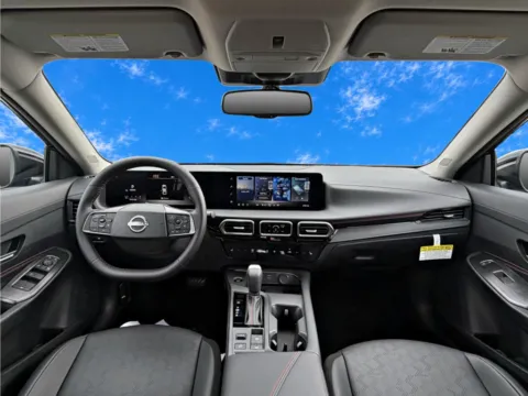 More photos of 2027 Nissan Sentra SR at Dorsett Nissan, IN