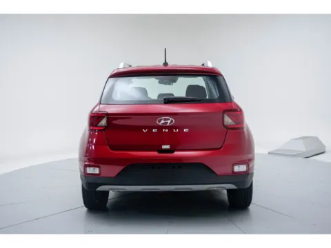 More photos of 2025 Hyundai Venue SEL at Dorsett Nissan, IN