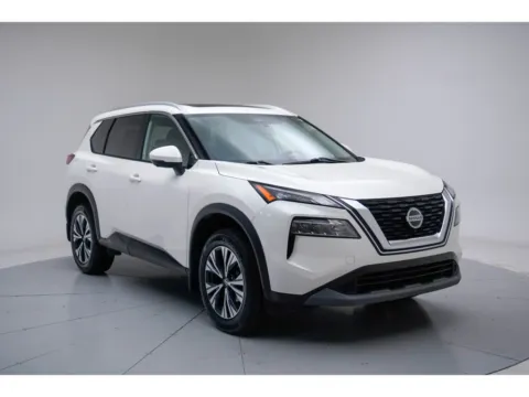 More photos of 2021 Nissan Rogue SV at Dorsett Nissan, IN