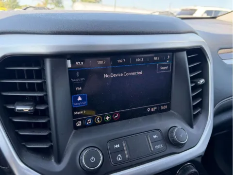 More photos of 2021 GMC Acadia SLE at Dorsett Nissan, IN