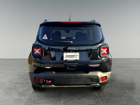 More photos of 2022 Jeep Renegade Trailhawk at Dorsett Nissan, IN