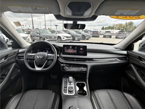 More photos of 2024 INFINITI QX60 LUXE at Dorsett Nissan, IN