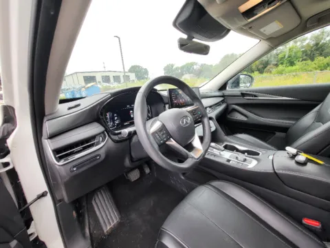 More photos of 2024 INFINITI QX60 LUXE at Dorsett Nissan, IN