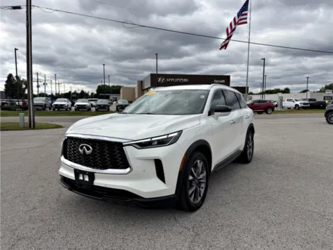 White 2024 INFINITI QX60 LUXE for sale in Terre Haute, IN