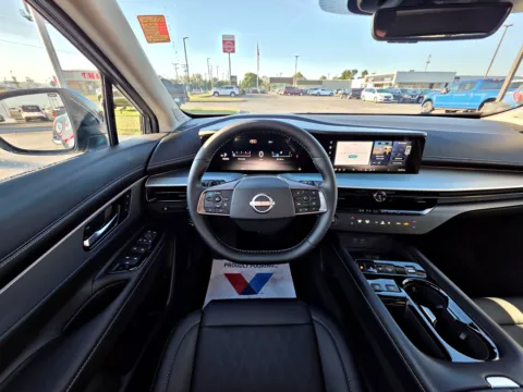 More photos of 2027 Nissan Murano Platinum at Dorsett Nissan, IN