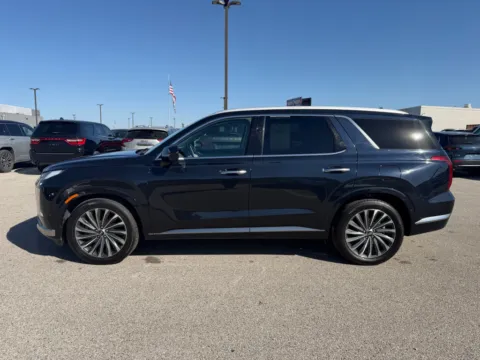 Photos of 2024 Hyundai Palisade Calligraphy for sale in Terre Haute, IN at Dorsett Nissan