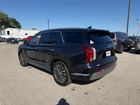 More photos of 2024 Hyundai Palisade Calligraphy at Dorsett Nissan, IN